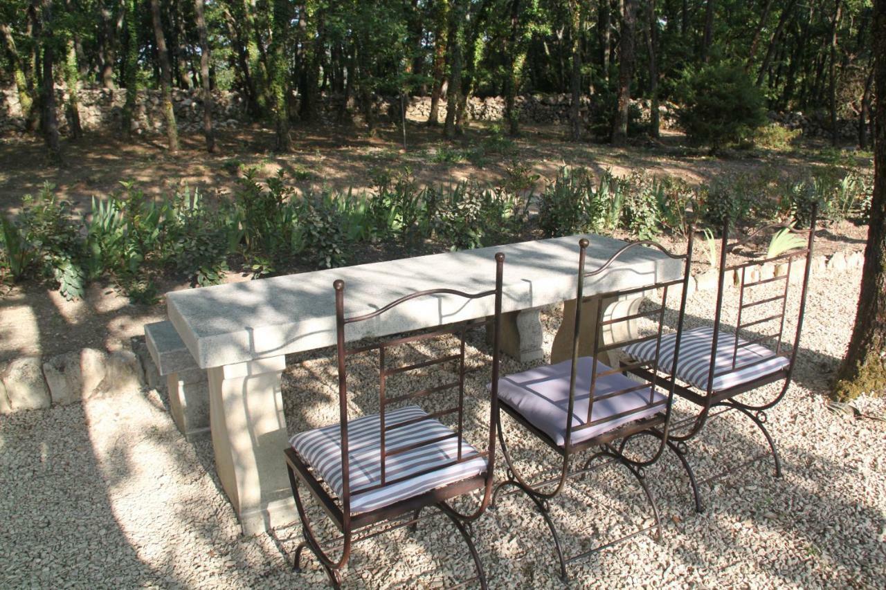 Le Hameau Fleur De Pierres , Chambre , Gite Et Table D'Hotes Murs  Екстер'єр фото
